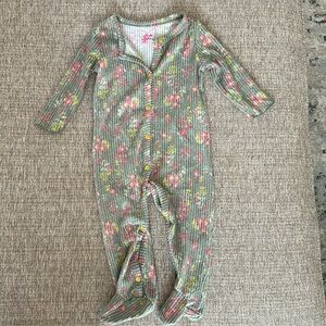 DeLiA*s. Onesie. Footed.